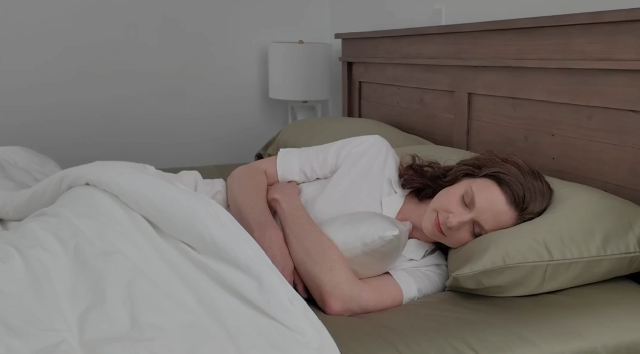 Load video: How To Use The Boop Breast Support Pillow While Sleeping